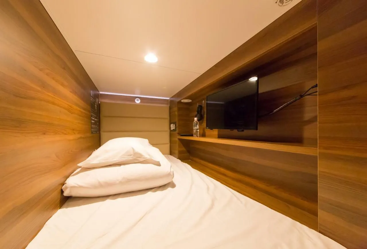 Kapselhotell Sauna & Capsule Amza Osaka